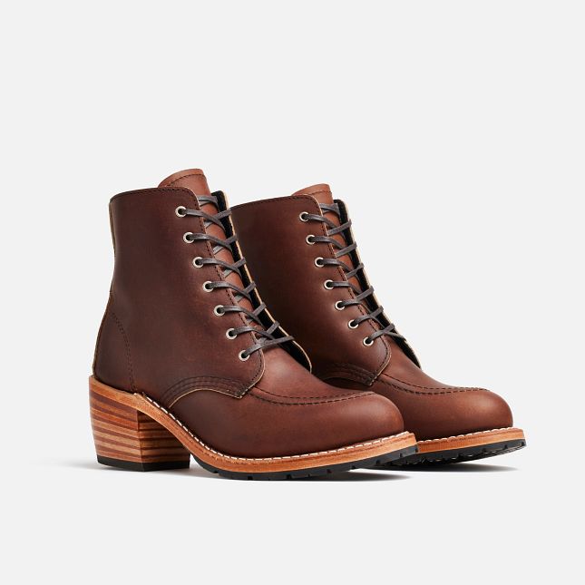 Red Wing Heeled Boot in Amber Harness Leather | GER120835