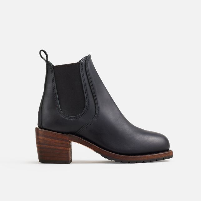 Red Wing Heeled Boot in Black Boundary Leather | MED083762